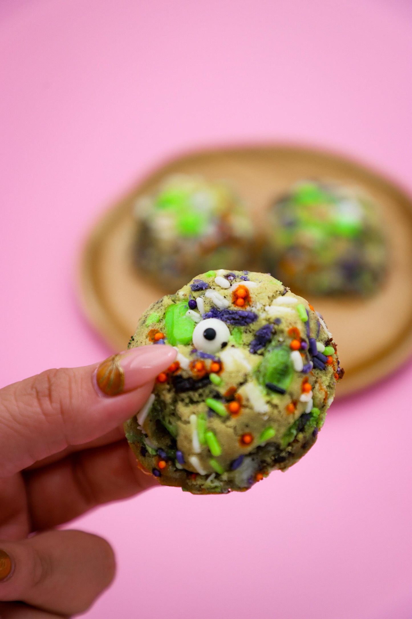 Frankenstein Oreo Stuffed Cookies – Halloween Treats